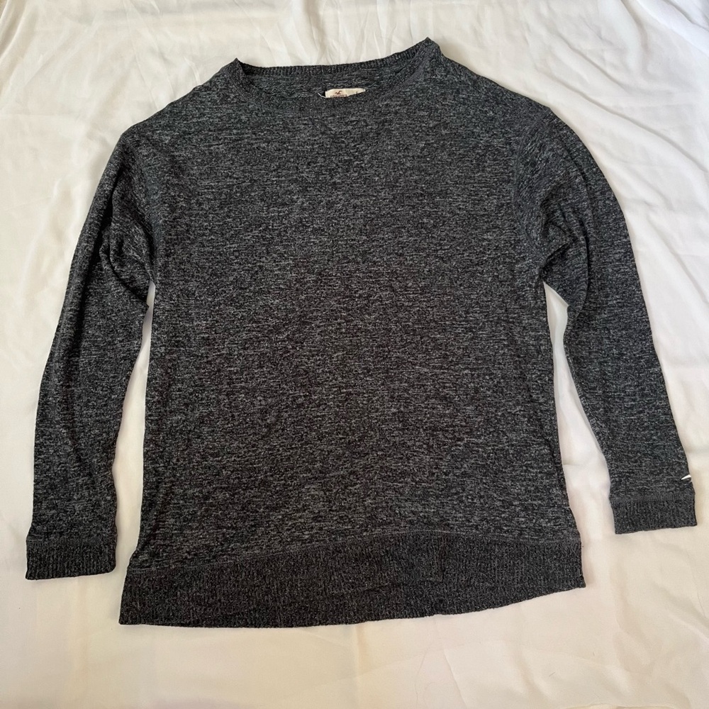 Women’s Gray Hollister Sweater